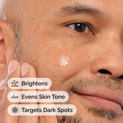 Model application of Alpha Arbutin 2% + HA